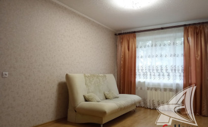 Купить 2-комнатную квартиру, Брест, Ковалево, ул. Суворова. Фото 1