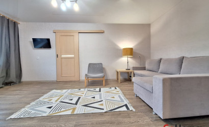 Снять 2-комнатную квартиру на сутки, Минск, ул. Буденного, д. 28 (Партизанский район). Фото 1