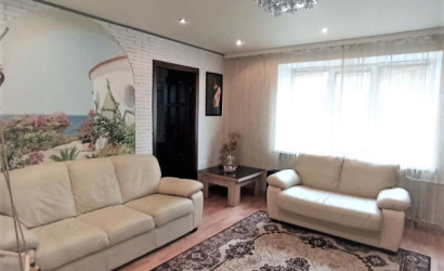 Купить 3-комнатную квартиру, Гомель, Севастопольская, 93. Фото 1