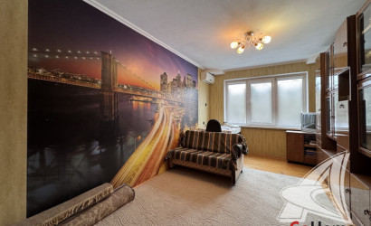 Купить 1-комнатную квартиру, Брест, Дубровка, пер. Сосновый. Фото 1