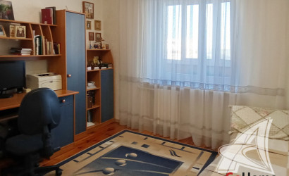 Купить 4-комнатную квартиру, Брест, Восток, ул. Московская. Фото 9