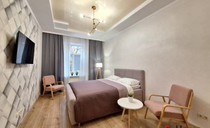 Снять 2-комнатную квартиру на сутки, Минск, Кирова 3-30 (Октябрьский район). Фото 2