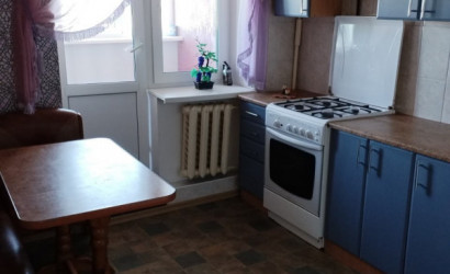 Снять 3-комнатную квартиру на сутки, Ганцевичи, Строителей, 31/А. Фото 2