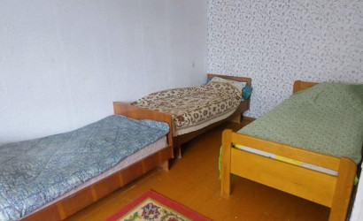 Снять 1-комнатную квартиру на сутки, Чечерск, Советская, 62. Фото 1