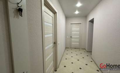 Снять 3-комнатную квартиру на сутки, Белоозерск, ул. Строителей, 13/1. Фото 6