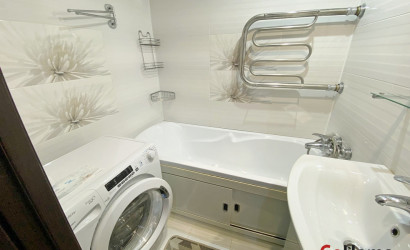 Снять 3-комнатную квартиру на сутки, Пружаны, Интернациональная улица, 8. Фото 7