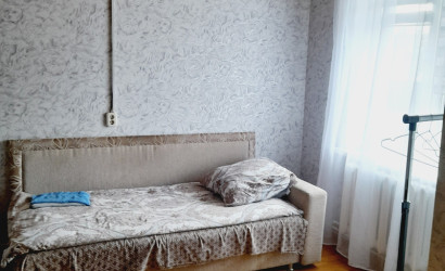 Снять 4-комнатную квартиру на сутки, Новогрудок, Малый Замок 8. Фото 7