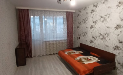 Купить 2-комнатную квартиру, Пинск, Центральная, 48. Фото 2
