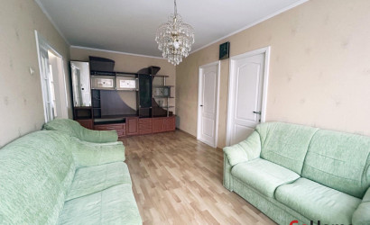 Купить 4-комнатную квартиру, Гродно, Лизы Чайкиной, 18. Фото 2