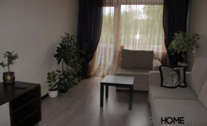 Снять 2-комнатную квартиру на сутки, Новополоцк, ул.Молодежная 94-102 . Фото 1