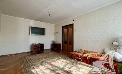 Купить 3-комнатную квартиру, Брест, Центр, ул. Карла Маркса. Фото 2