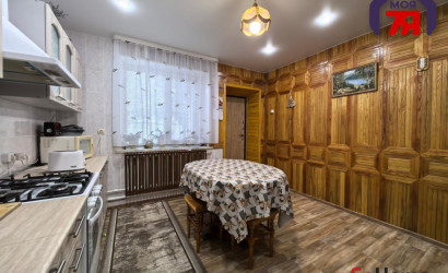  3-этаж.(140.2 м2), Слуцк(Полевой пер.)