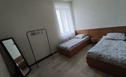 Снять 3-комнатную квартиру на сутки, Кобрин, Интернациональная . Фото 3