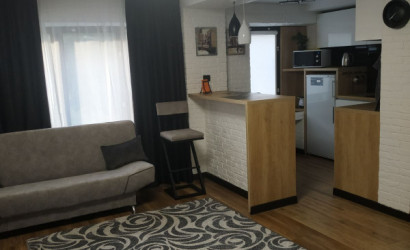 Снять 1-комнатную квартиру на сутки, Новополоцк, Ктаторова 10. Фото 2