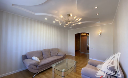 Купить 3-комнатную квартиру, Брест, Вулька, ул. Рябиновая. Фото 3