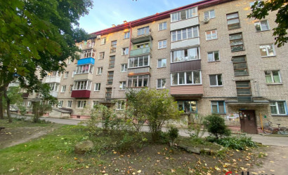 Купить 2-комнатную квартиру, Полоцк, Гоголя ул., 27/41. Фото 1