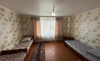 Снять 3-комнатную квартиру на сутки, Петриков, Коммунистическая, 1. Фото 7