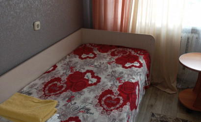 Снять 1-комнатную квартиру на сутки, Светлогорск, Калинина 11А. Фото 4