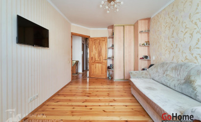 Купить 3-комнатную квартиру, Заречье, Зареченская ул., 43. Фото 4