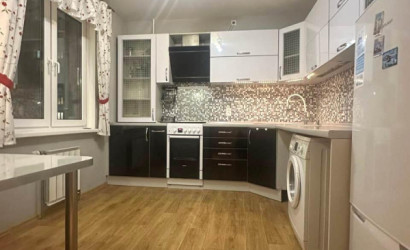 Купить 3-комнатную квартиру, Сеница, Набережная ул., 57/Б. Фото 2