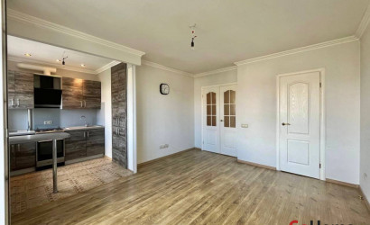 Купить 2-комнатную квартиру, Гродно, просп. Космонавтов, д. 37. Фото 1
