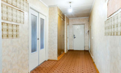 Купить 3-комнатную квартиру, Борисов, Строителей ул., 45. Фото 4