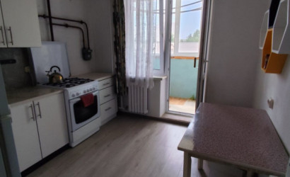 Снять 3-комнатную квартиру на сутки, Горки, Советская, 57. Фото 1