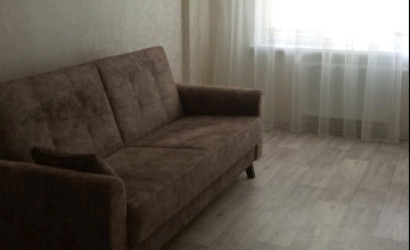 Снять 2-комнатную квартиру на сутки, Пинск, Брестская 94. Фото 2