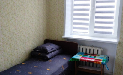 Снять 2-комнатную квартиру на сутки, Береза, Северный Городок, 41. Фото 2