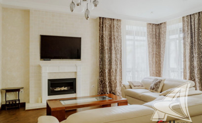 Купить 3-комнатную квартиру, Брест, Центр, ул. Карла Маркса. Фото 1