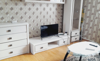 Снять 4-комнатную квартиру на сутки, Новогрудок, Малый Замок 8. Фото 3