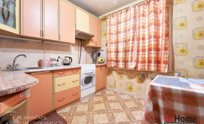 Купить 3-комнатную квартиру, Минск, Асаналиева ул., 4 (Октябрьский район). Фото 1