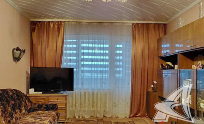 Купить 4-комнатную квартиру, Черни, , . Фото 1