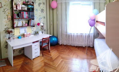 Купить 3-комнатную квартиру, Каменец, , . Фото 4