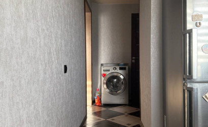 Купить 3-комнатную квартиру, Дружный, Шамановского 17. Фото 3