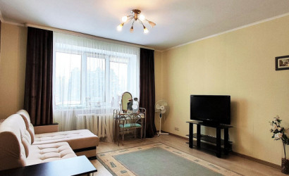 Купить 1-комнатную квартиру, Новополоцк, Гайдара ул., 7. Фото 1