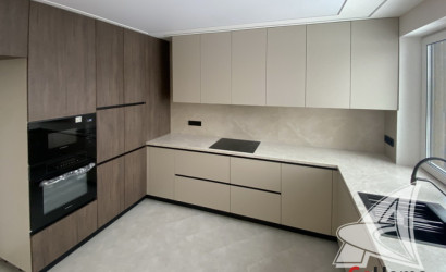 Купить 4-комнатную квартиру, Брест, Ковалево, пр-т Республики. Фото 1