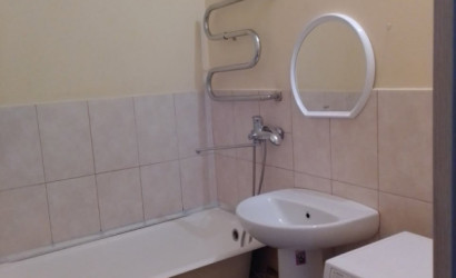 Купить 1-комнатную квартиру, Лесной, Н.Н. Александрова, 14. Фото 1