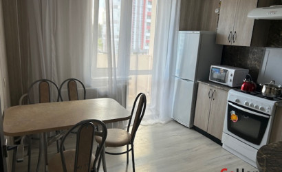 Снять 2-комнатную квартиру на сутки, Новополоцк, Денисова,16. Фото 2