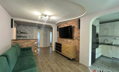 Купить 4-комнатную квартиру, Гродно, Сухомбаева, 15. Фото 5
