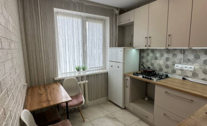 Снять 2-комнатную квартиру на сутки, Речица, Молодежная, 36. Фото 1