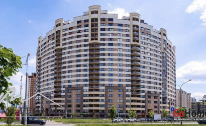 Купить 3-комнатную квартиру, Минск, Аэродромная ул., 32 (Октябрьский район). Фото 1