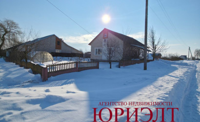 Купить дом, Тихиничи, Набережная, 13 соток. Фото 1