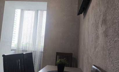 Снять 3-комнатную квартиру на сутки, Пинск, Телефонная 8. Фото 1