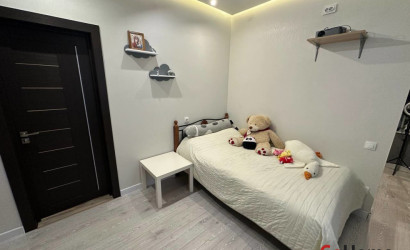 Купить коттедж, Дещенка, Молодёжная, 6, 15 соток. Фото 15