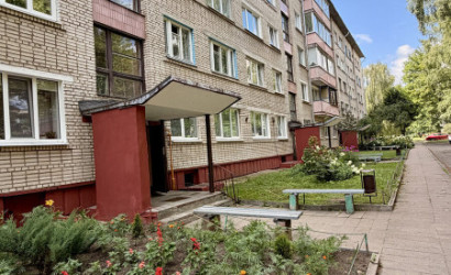  5-этаж.(44 м2), Барановичи(Курчатова ,17)