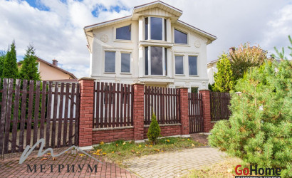 Купить дом, Минск, Жасминовая ул., 5.4 соток. Фото 1