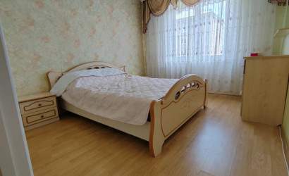 Снять 2-комнатную квартиру на сутки, Солигорск, Строителей, д.25. Фото 1