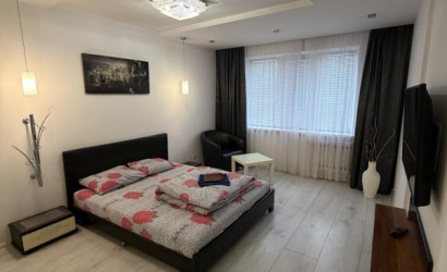 Снять 1-комнатную квартиру на сутки, Бобруйск, Орджоникидзе 44. Фото 2