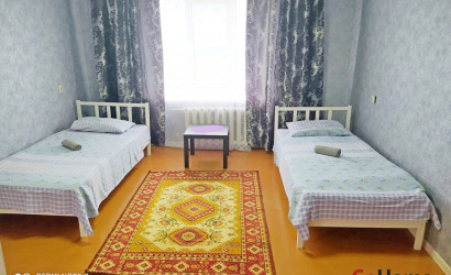 Снять 2-комнатную квартиру на сутки, Новолукомль, Энергетиков улица. Фото 1